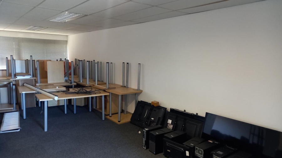 To Let commercial Property for Rent in Pinelands Western Cape